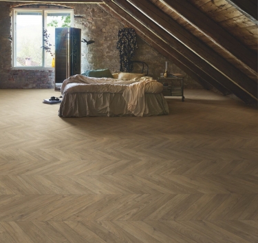 Ламинат Pergo Chevron 12 pro L1254-04165 Дуб оливково-коричневый